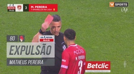 Liga Portugal Betclic: FC Porto vs Santa Clara, Expulsão Matheus Pereira, 80' (2024-2025)