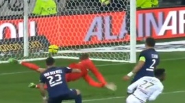 Ligue 1: Lyon 2 - 1 PSG (2015-2016)