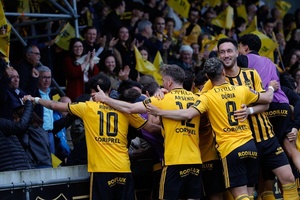 Lusitânia de Lourosa sobe à II Liga após vitória sobre 1.º Dezembro