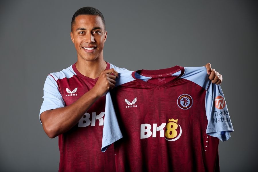 OFICIAL: Tielemans apresentado oficialmente como reforço do Aston Villa