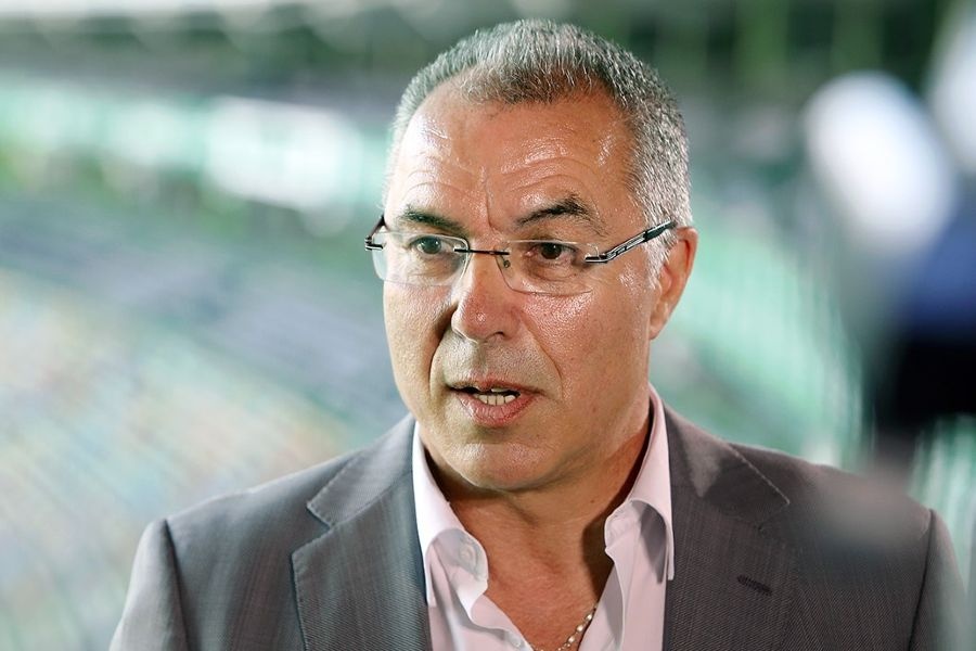 Augusto Inácio exige mais agressividade ofensiva do Sporting no Emirates