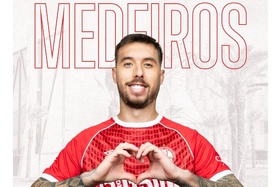 Iuri Medeiros abandona Israel em pleno conflito: 'Agradecemos pelo tempo no clube'