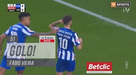 Liga Portugal Betclic: FC Porto vs Casa Pia, Golo 1-0 Fábio Vieira (2024-2025)