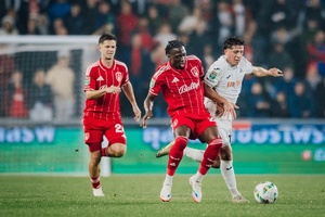 Nottingham Forest sofre reviravolta dramática frente ao Swansea na Taça da Liga