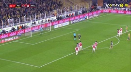 Super Ligi: Fenerbahce vs Fatih Karagümrük, Golo 1-0 Talisca (g.p.) (2025-2026)