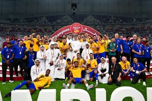 Taça do Emir do Qatar: Pedro Martins supera Artur Jorge e levanta o troféu