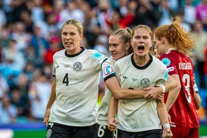 Alemanha e Suécia garantem presença nos oitavos do Europeu Feminino