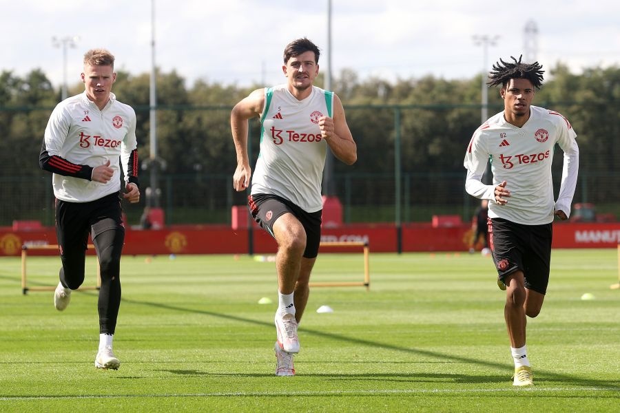 Carragher analisa queda de Maguire: "Com o regresso de Ronaldo houve uma luta de poder..."