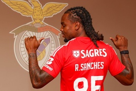 Bruno Lage sem explicação para lesões recorrentes de Renato Sanches
