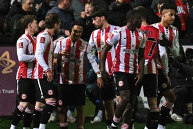 Brentford elimina última equipa não profissional da Taça de Inglaterra