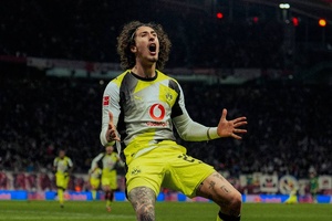 Borussia Dortmund empata com golo de Fábio Silva e atrasa-se na Bundesliga