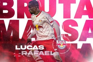 OFICIAL: Lucas Rafael é reforço para Caixinha por empréstimo do Estrela da Amadora