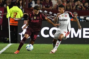 Lanús bate Flamengo na primeira mão da Supertaça sul-americana