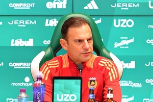 Silaidopoulos antecipa "jogo muito difícil" contra Santa Clara organizado